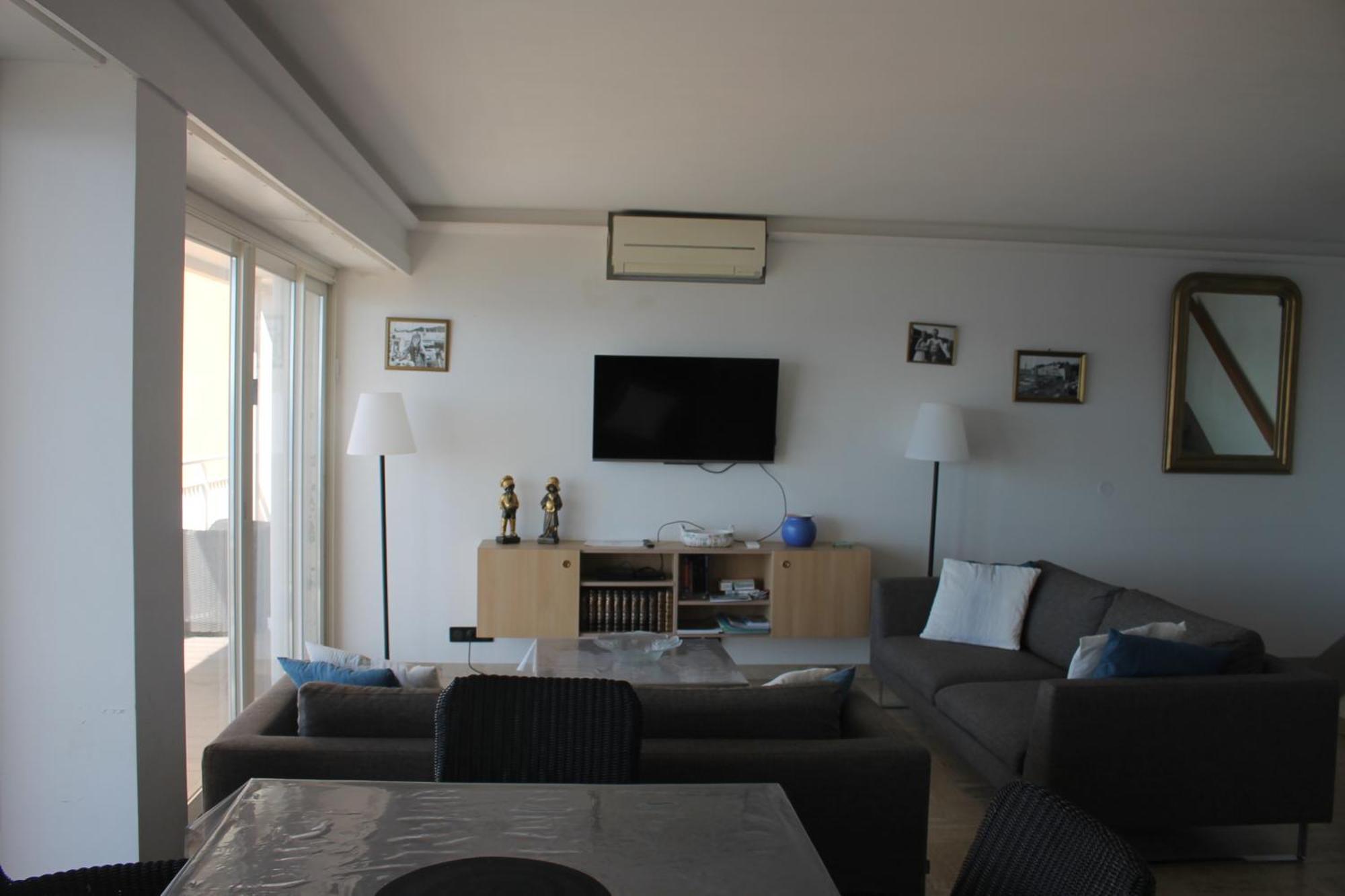 Duplex De La Baie De St Tropez Διαμέρισμα Σαιντ-Μαξίμ Εξωτερικό φωτογραφία